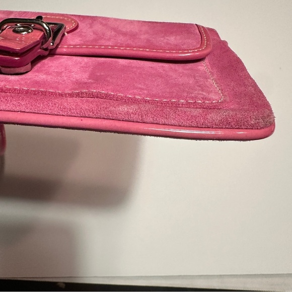 Cute pink suede Coach wristlet; has tag. Classic Coach lined interior. - Picture 2 of 11